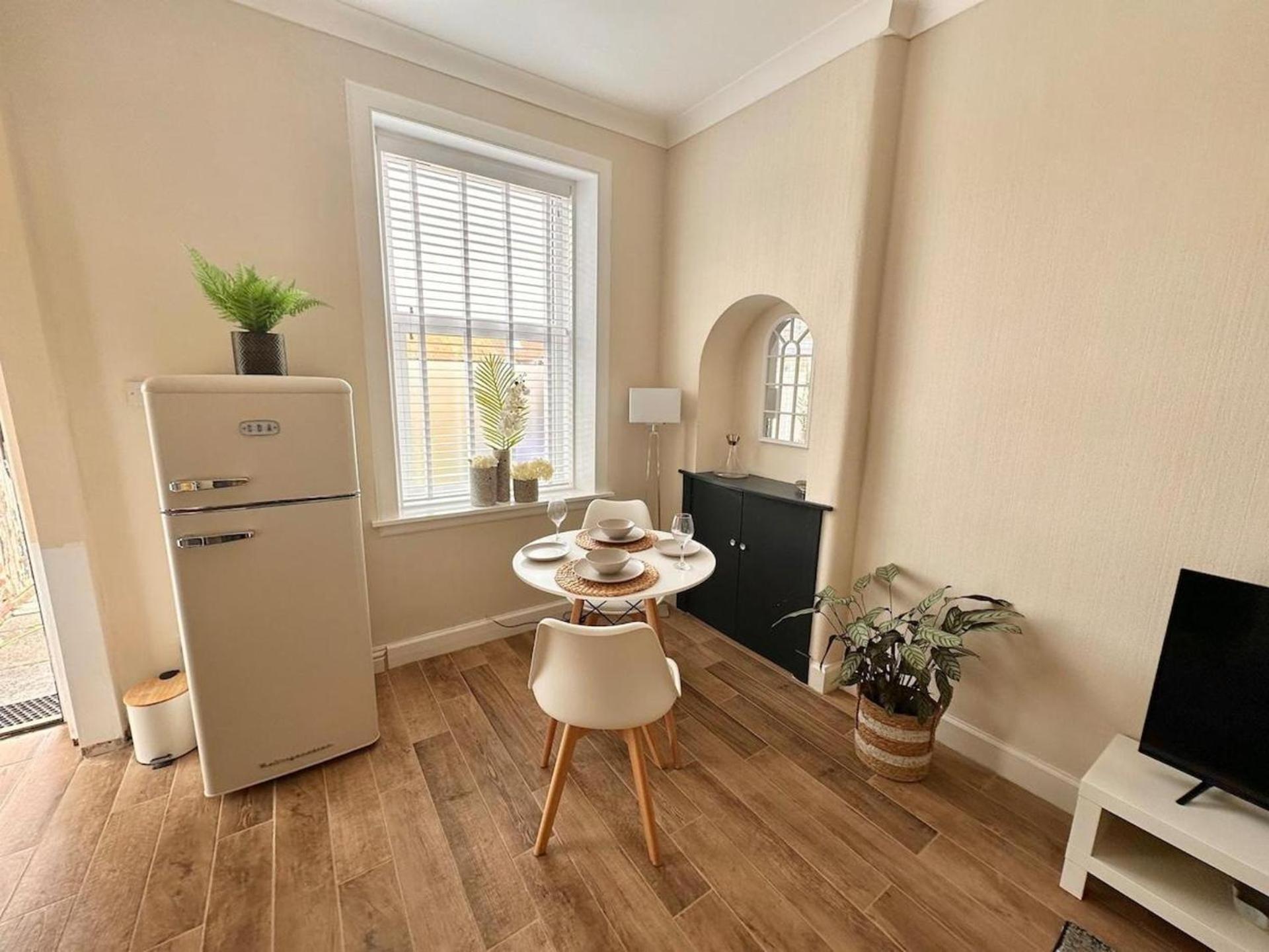 Apartamento Prestwick Kingb Petsok Freep Wifi Tv Exterior foto